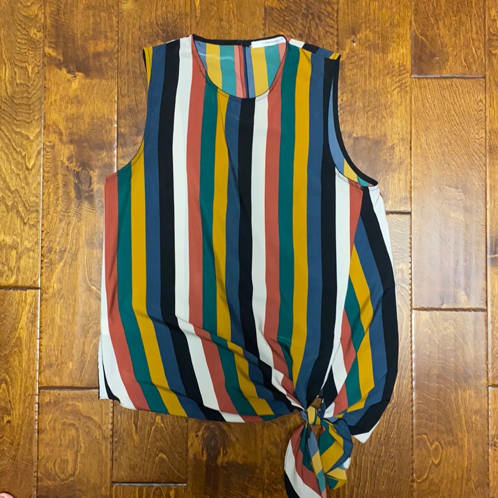 Caramela boutique sleeveless blouse size Medium